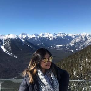 Meet your Posher, Angella vianka